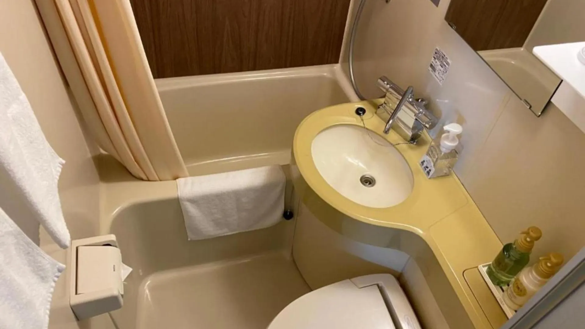 Hotel Relief Sapporo Susukino - Vacation Stay 22953V 0*,  Japonya